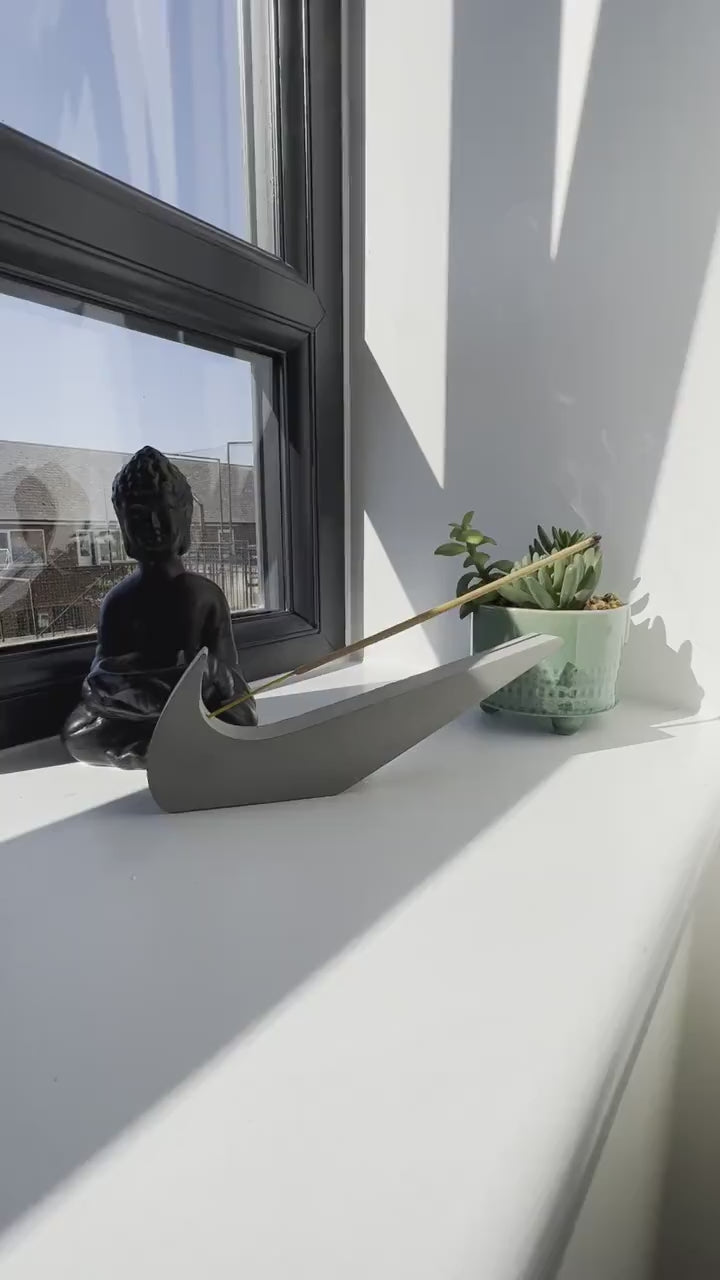 Swoosh Concrete Incense Holder: Modern Home Decor
